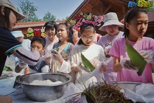 记者：尽管不是引援首选，但曼联在关注勒沃库森的23岁后卫科索努